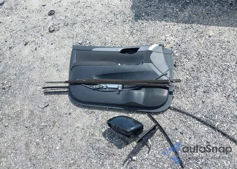 2015 Nissan Sentra S z USA, uszkodzony, nr VIN 3N1AB7AP0FY277848